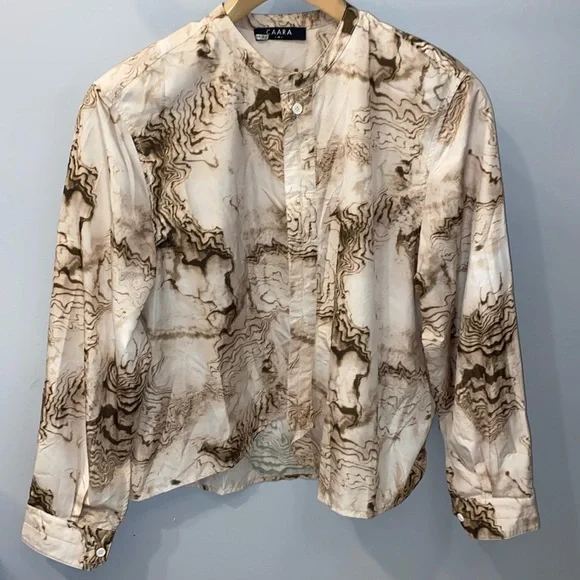 CAARA Button down size M - Picture 1 of 4
